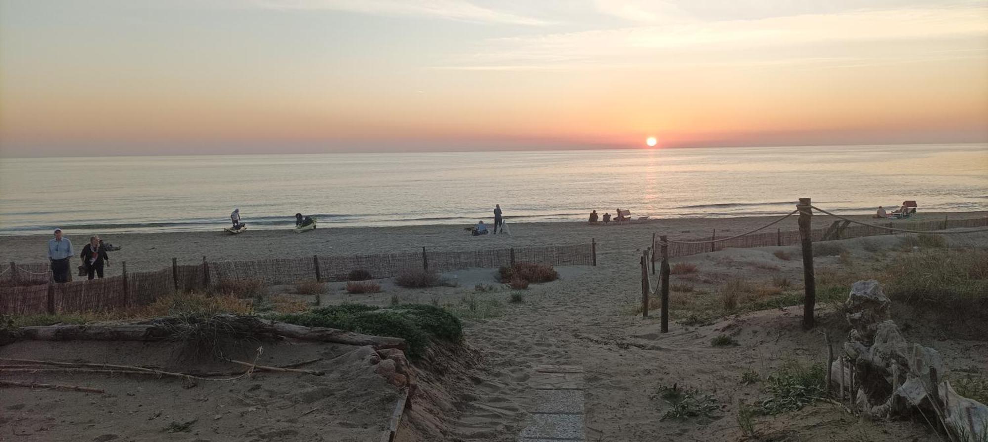 Apartmán Casina Sulla Sabbia Torvaianica Exteriér fotografie